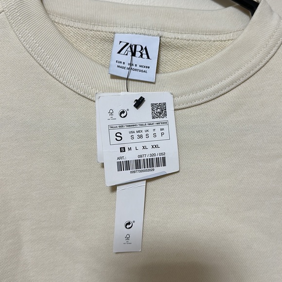 Zara men’s cream colored sweatshirt. Size small - Picture 3 of 6